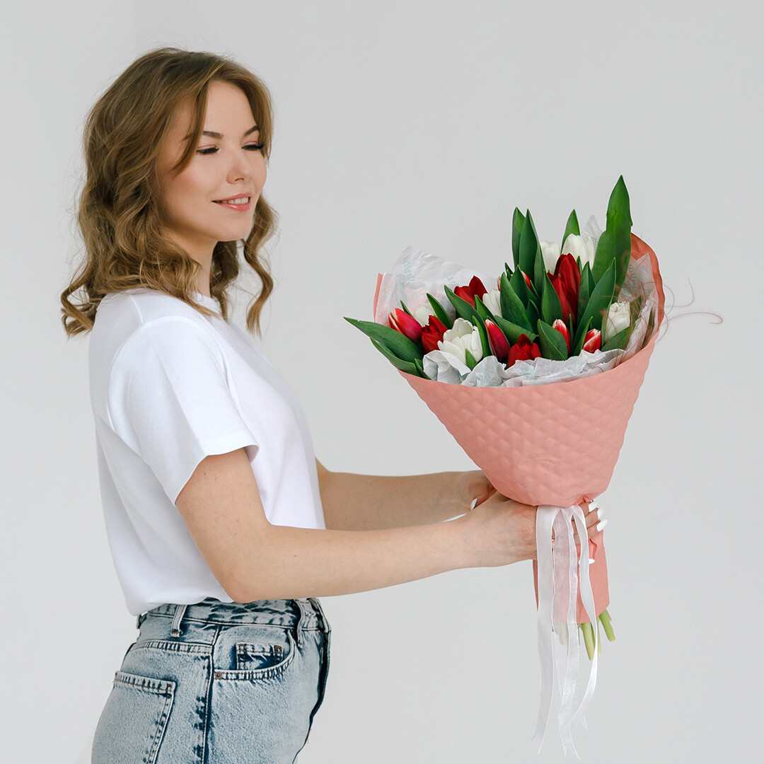 Букет с тюльпанами и сухоцветами #кулек№1752