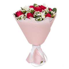Букет с розами и ирисами  “Берри” #313