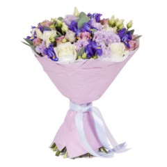 Букет с лизиантусом, ирисами и розами “Весеннее настроение” #319